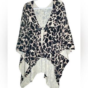 Dana Buchman Wm’s Sz Sm Med Leopard Toggle Edgy Draped Sweater Poncho